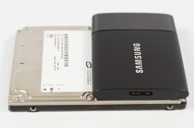 Größenvergleich: Samsung Portable SSD T1 vs. 2,5-Zoll-HDD