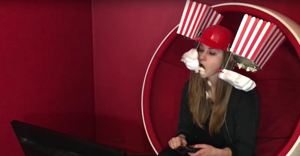 DIY: Popcorn-Helm für Cineasten zum Selberbauen