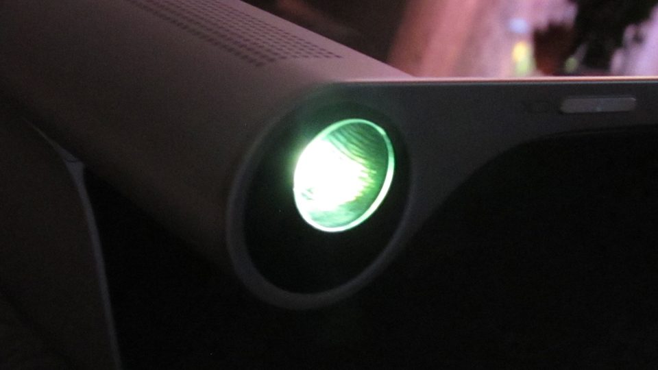 Lenovo Yoga 2 Pro-1380F – LED Beamer