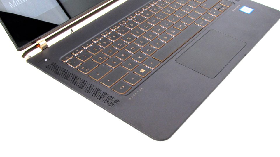 HP-Spectre-13-v002ng–tastatur-3