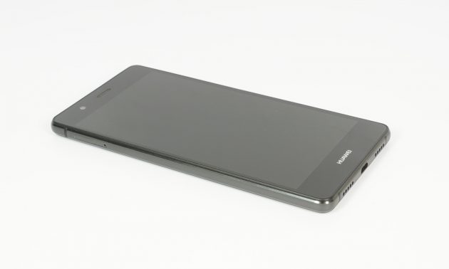 Huawei P9 Lite liegend Display aus