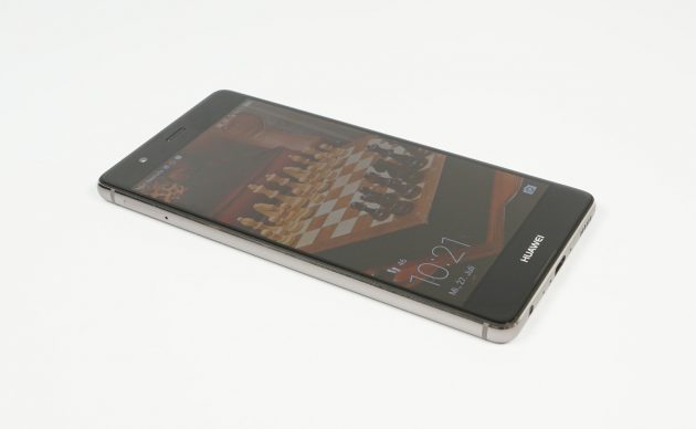 Huawei P9 liegend Display an
