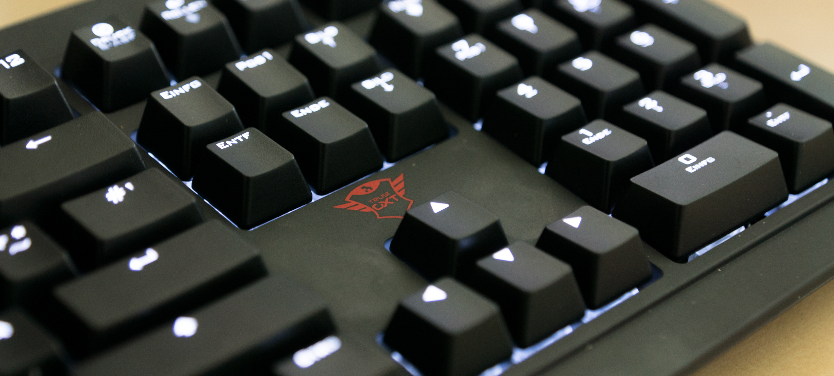 Trust GXT 880 mechanische Tastatur