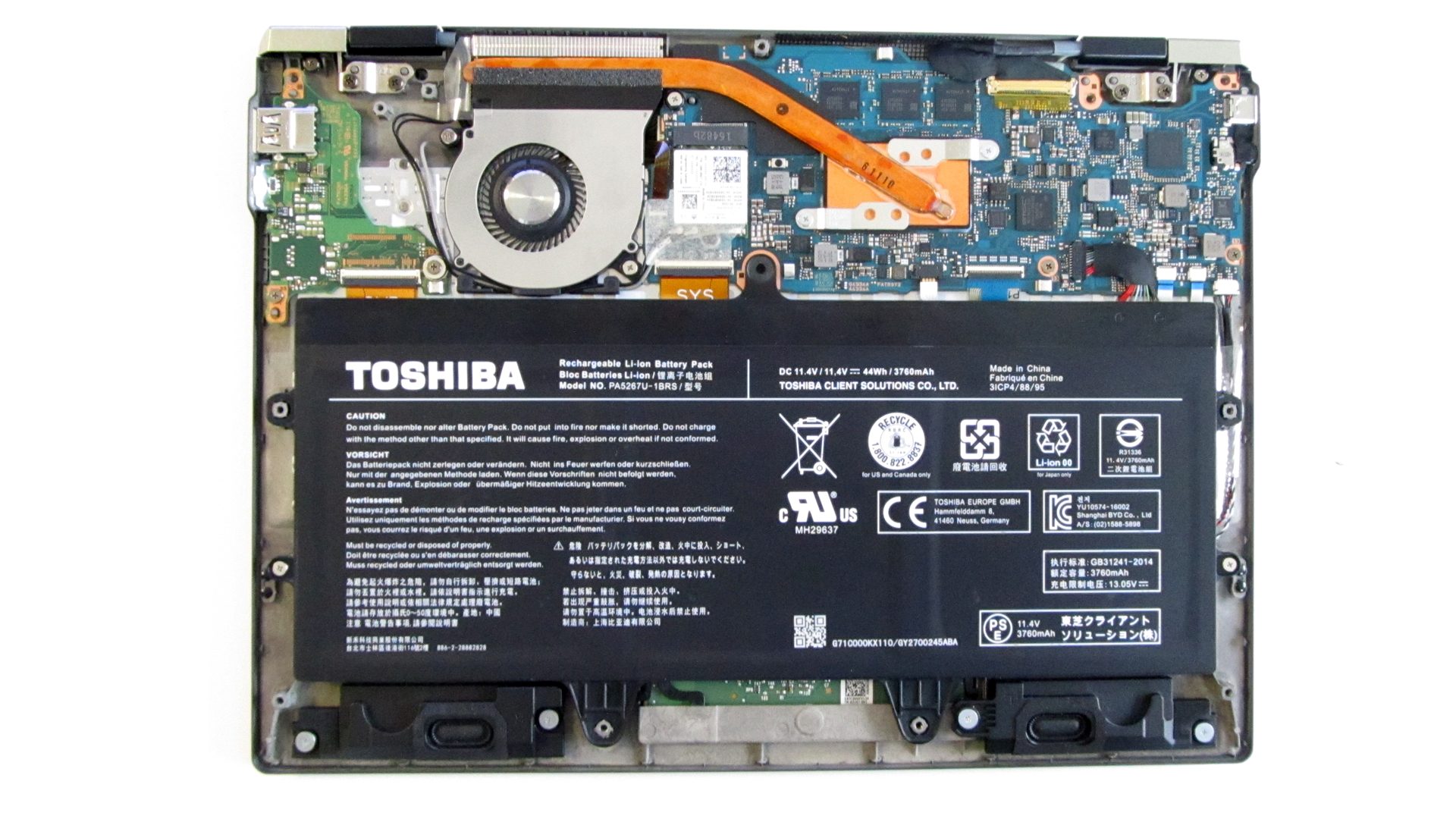 Toshiba_Portégé_X20W-D111 Innen_1