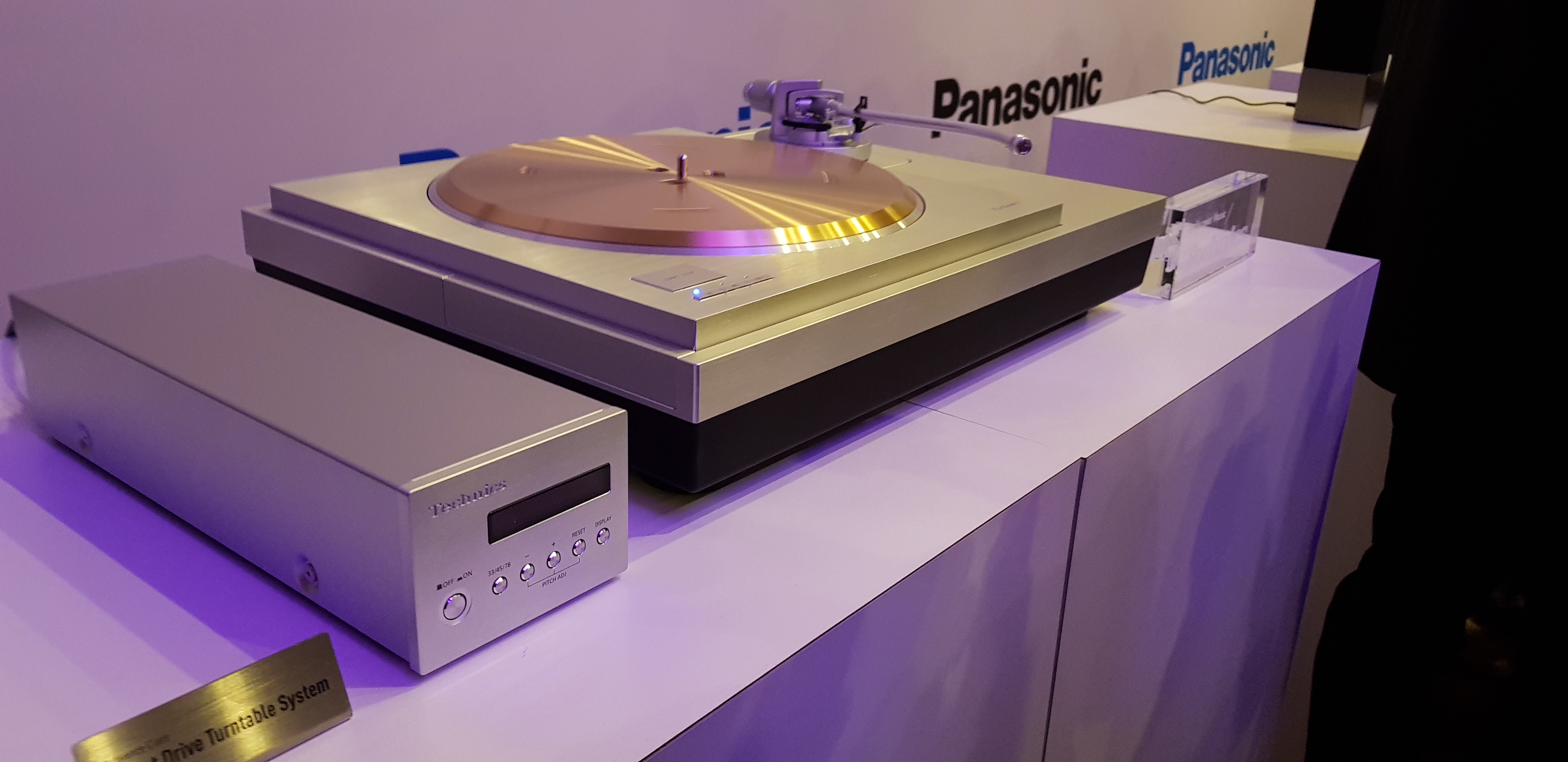 Technics SP-10R und SL-1000R: High-End Plattenspieler für Audiophile