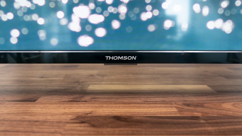 Thomson 65 UC6306 – Groß und günstig