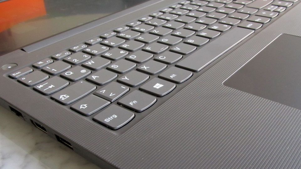 Lenovo V130-15IKB 81HN00FAGE Tastatur_2