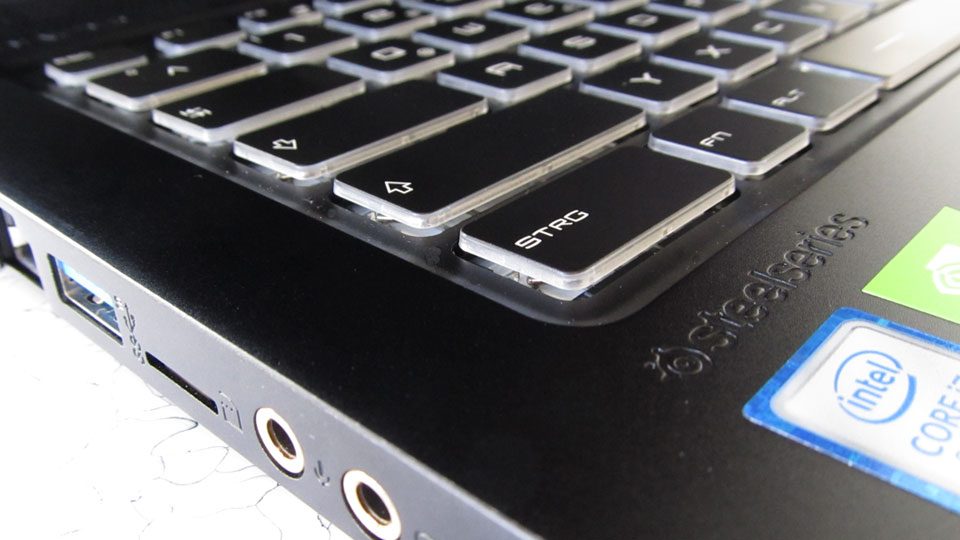 MSI GS75 8SG-215 Stealth Tastatur_3
