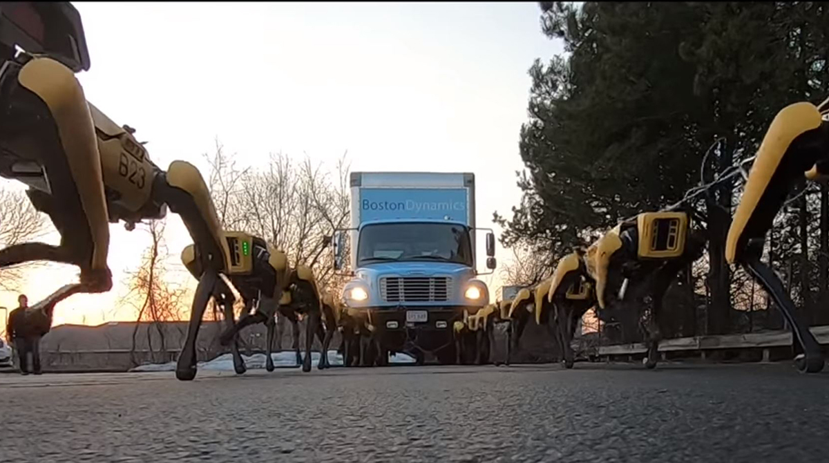Roboter als Rentiere: Boston Dynamics SpotMini hat einen neuen Trick