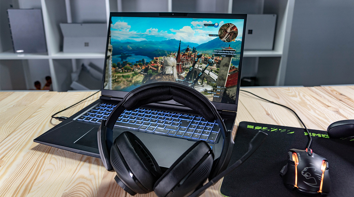 XMG CORE 17: Full HD-Gaming im schlichten Gehäuse