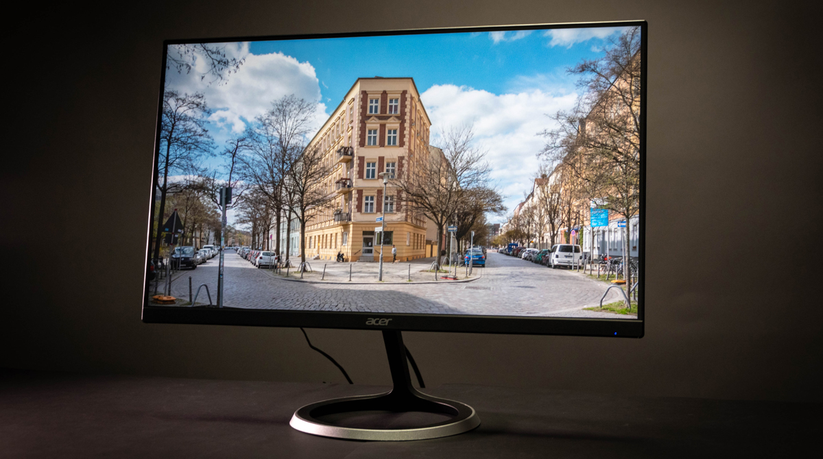 ACER ED246Ybix: Schlanker und günstiger Office-Monitor