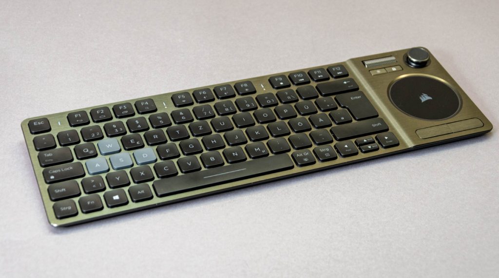 Tastatur für das Wohnzimmer: Corsair K83 Entertainment Keyboard im Test