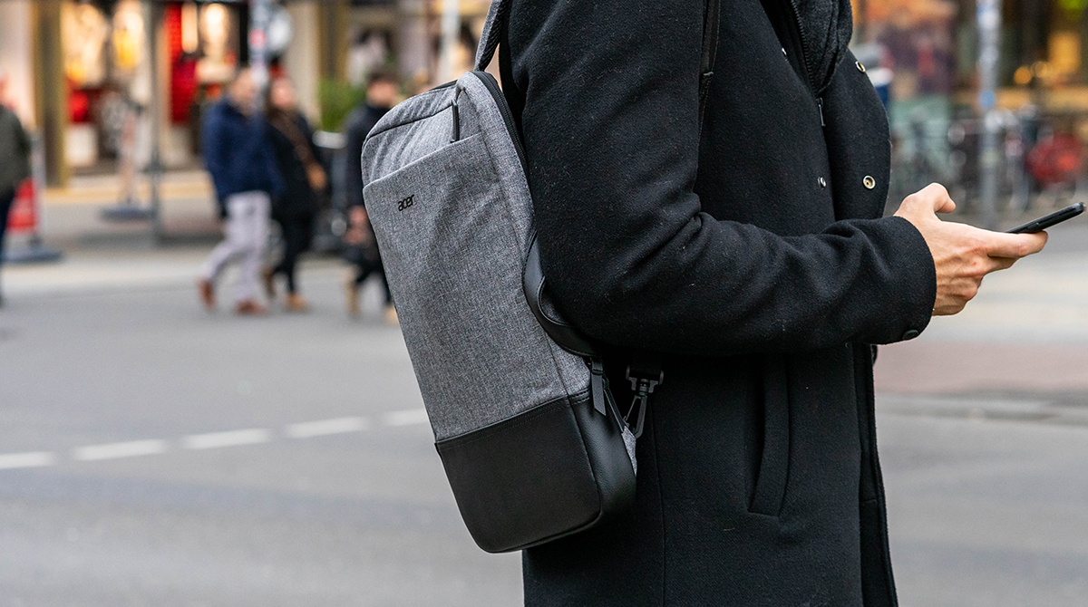 Acer 14″ 3in1 Rucksack: flach und organisiert