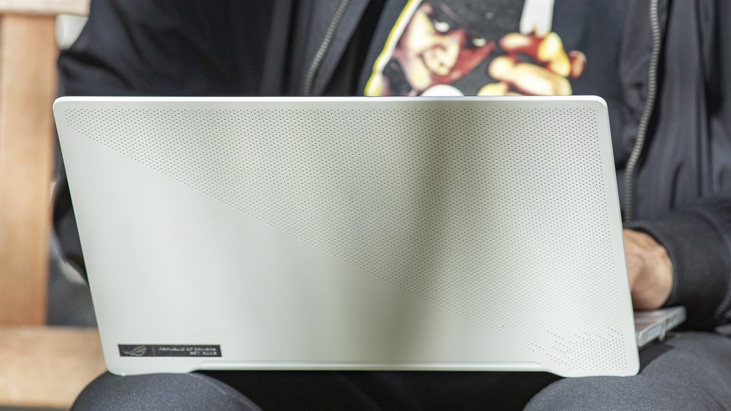 ASUS ROG Zephyrus G14 Gaming Laptop Notebook AMD Ryzen 4000 AniMe CNC
