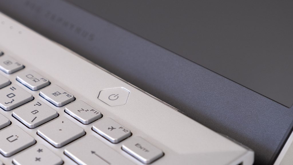 ASUS ROG Zephyrus G14 Gaming Laptop Notebook AMD Ryzen 4000 Fingerabdruck Reader An Aus Knopf