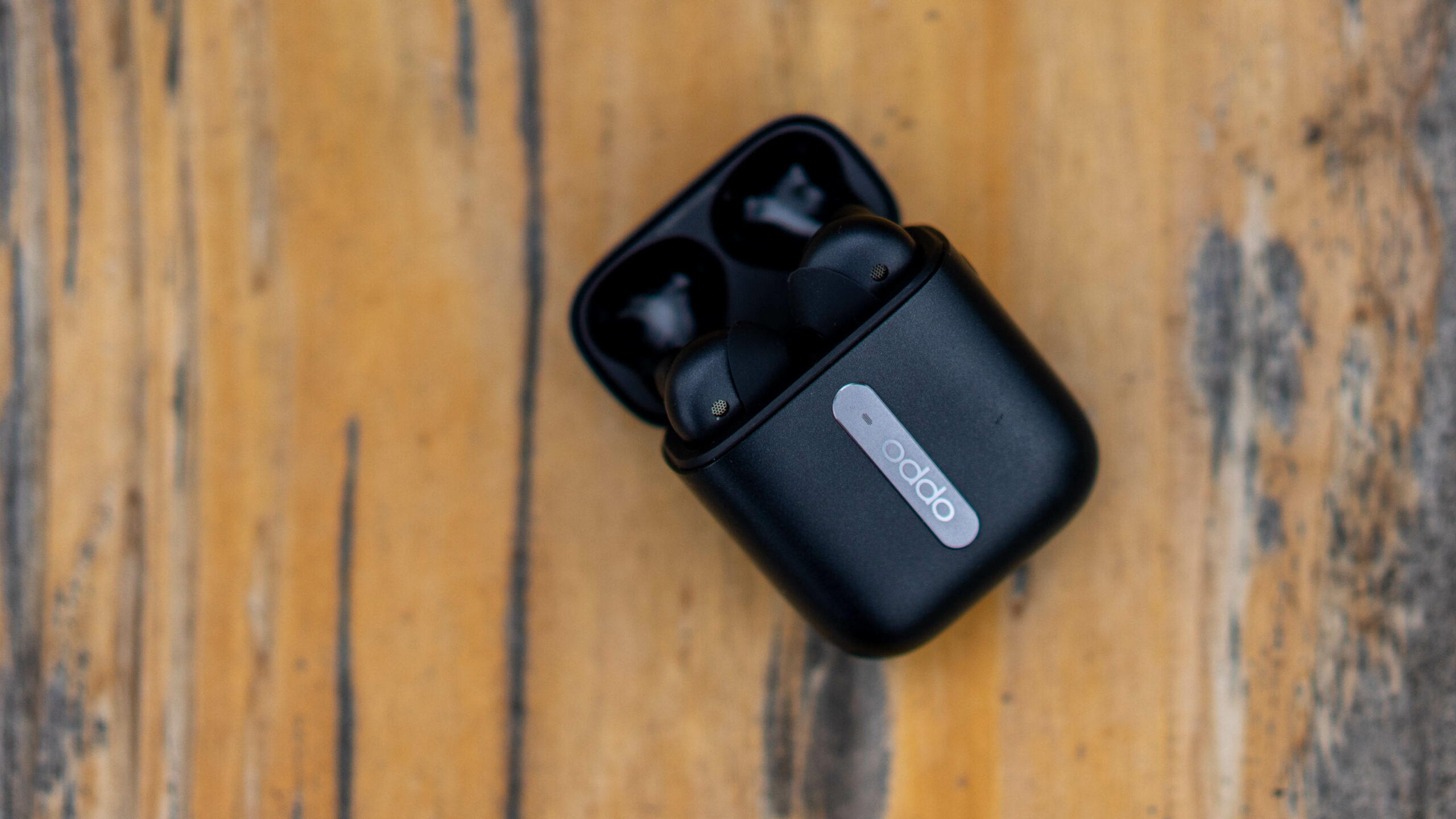 OPPO Enco Free Bluetooth In-Ear Kopfhörer mit Trageerkennung,  wasserbeständig