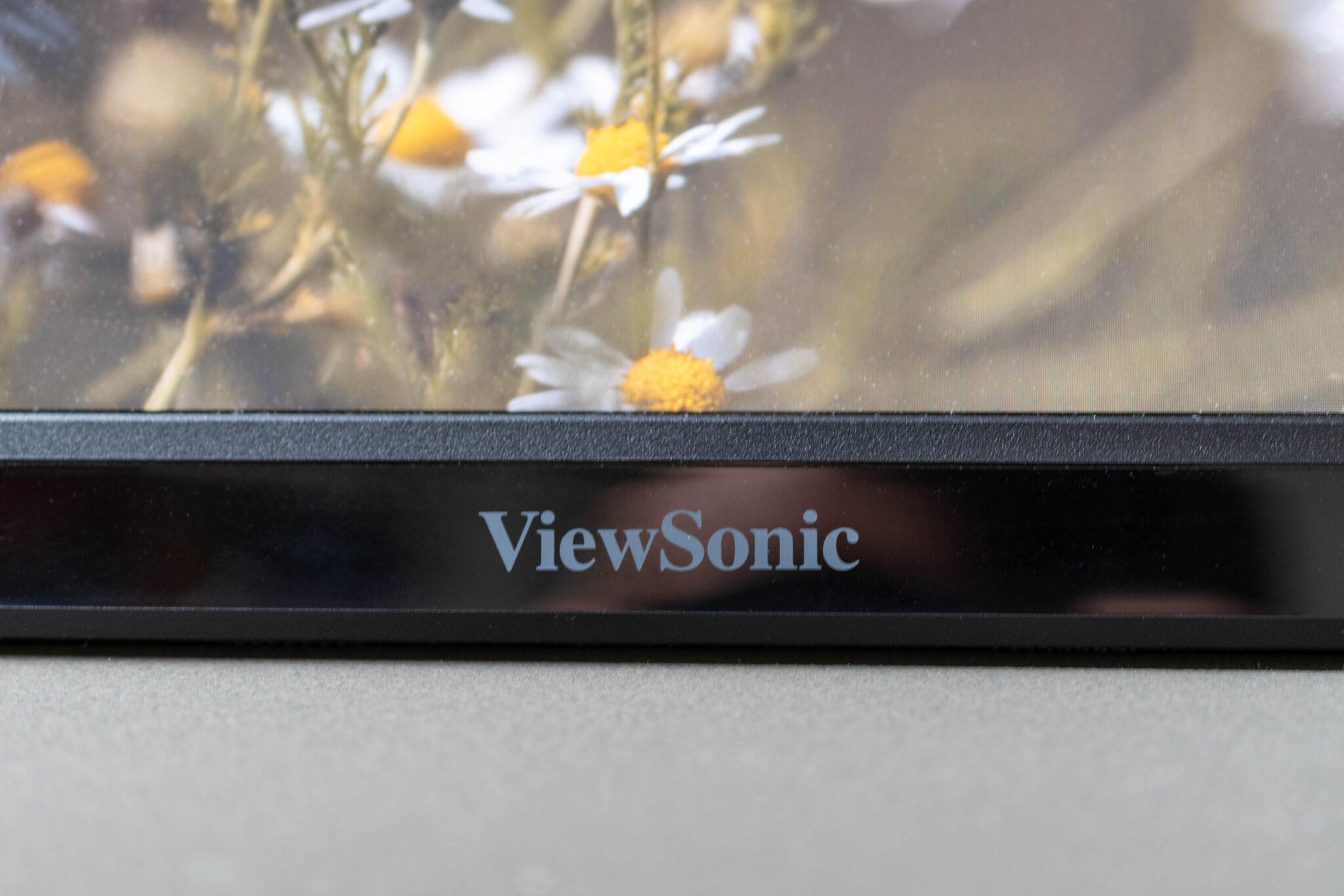 ViewSonic VG1655 mobiler Monitor Design