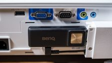 BenQ TH685i HDMI Android TV BenQ QS01 Smart Stick montiert