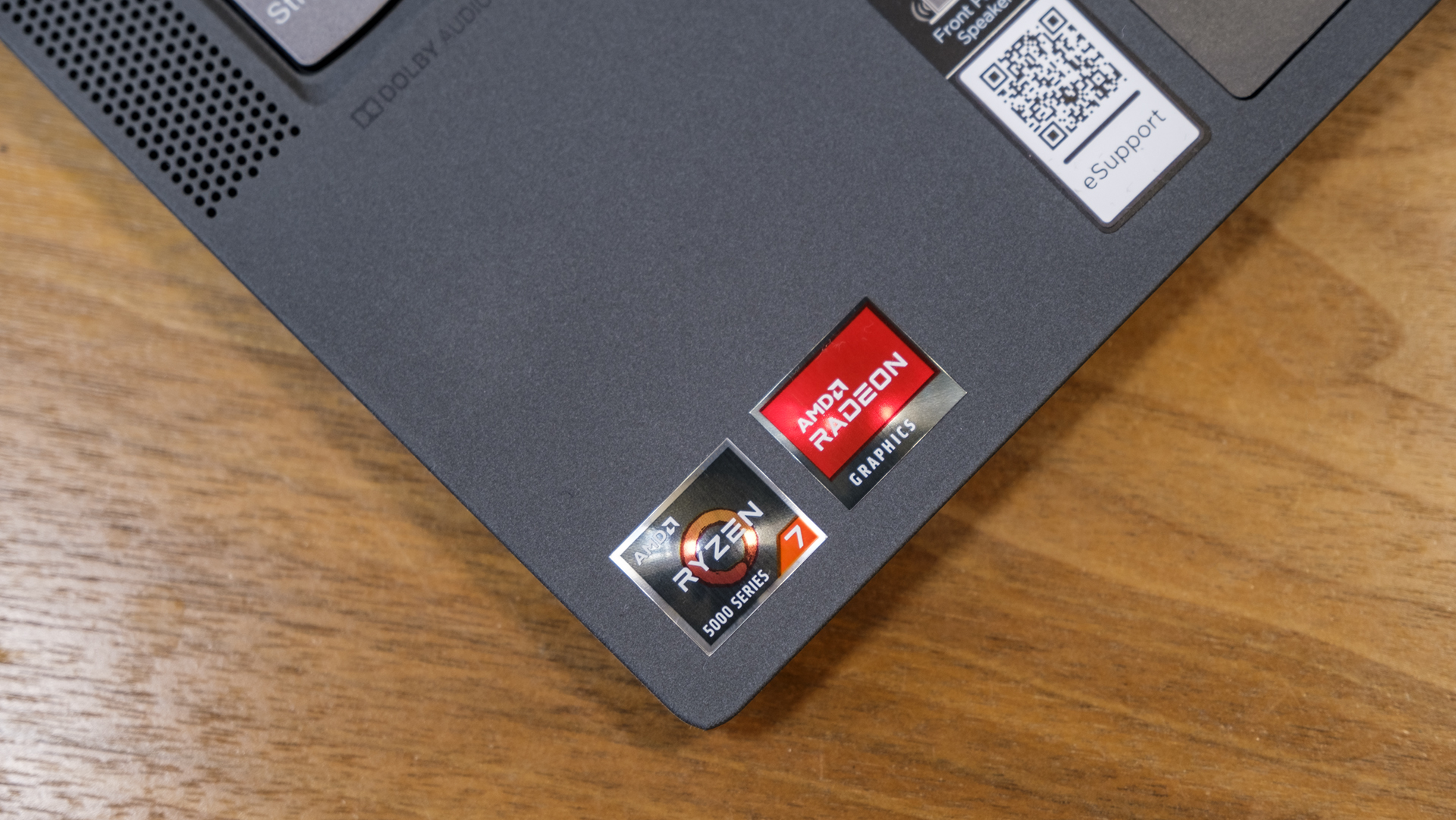 Lenovo IdeaPad Flex 5 AMD Ryzen 5700U Logo