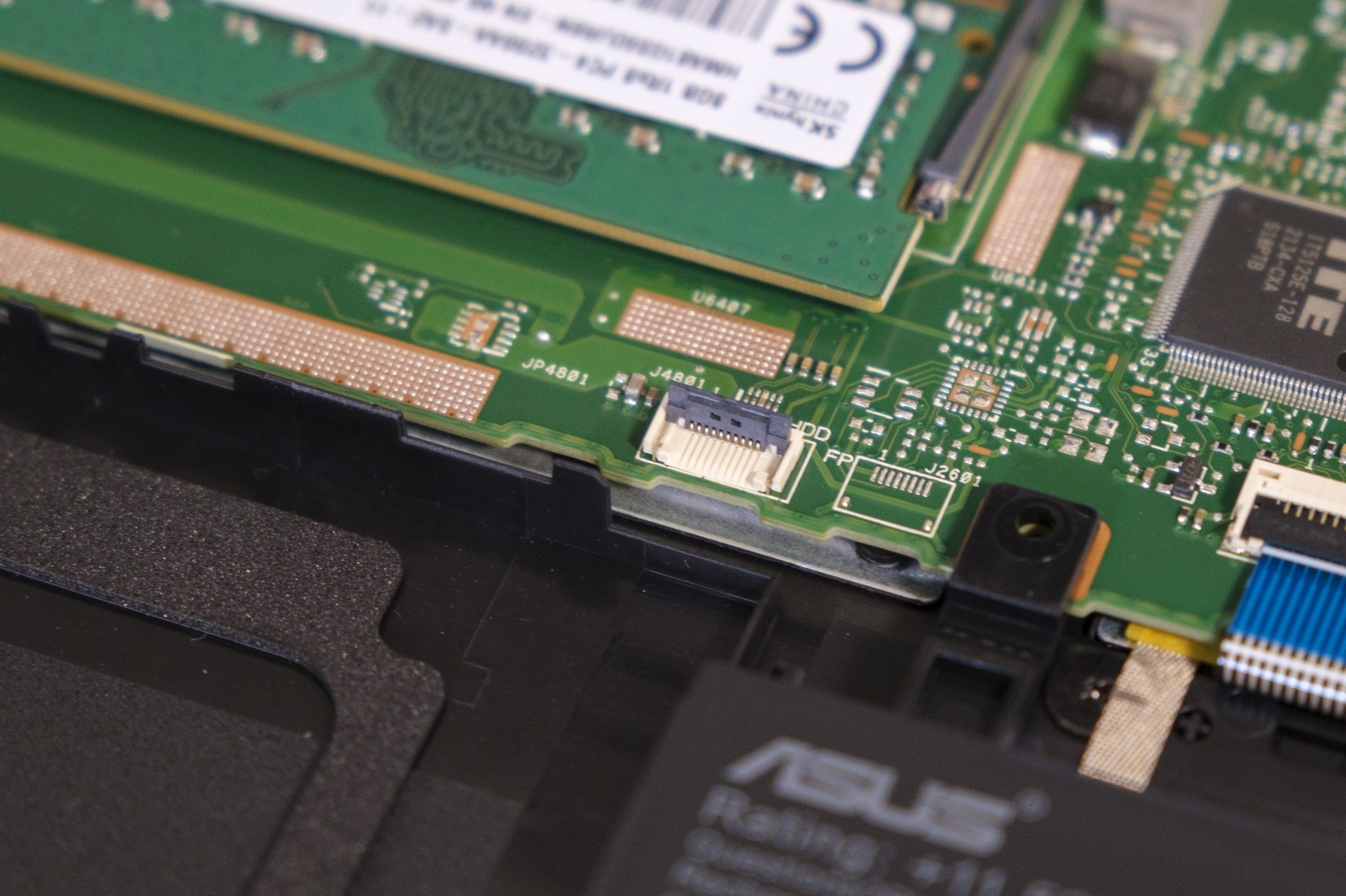 ASUS VivoBook 15 OLED AMD Ryzen 7 5700U Upgrade SATA SSD 2