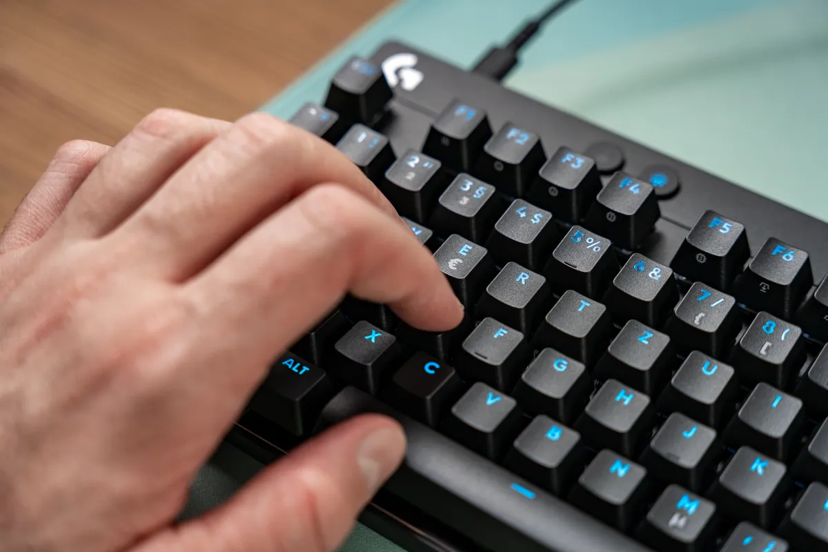 Nahaufnahme der Logitech Pro X TKL 