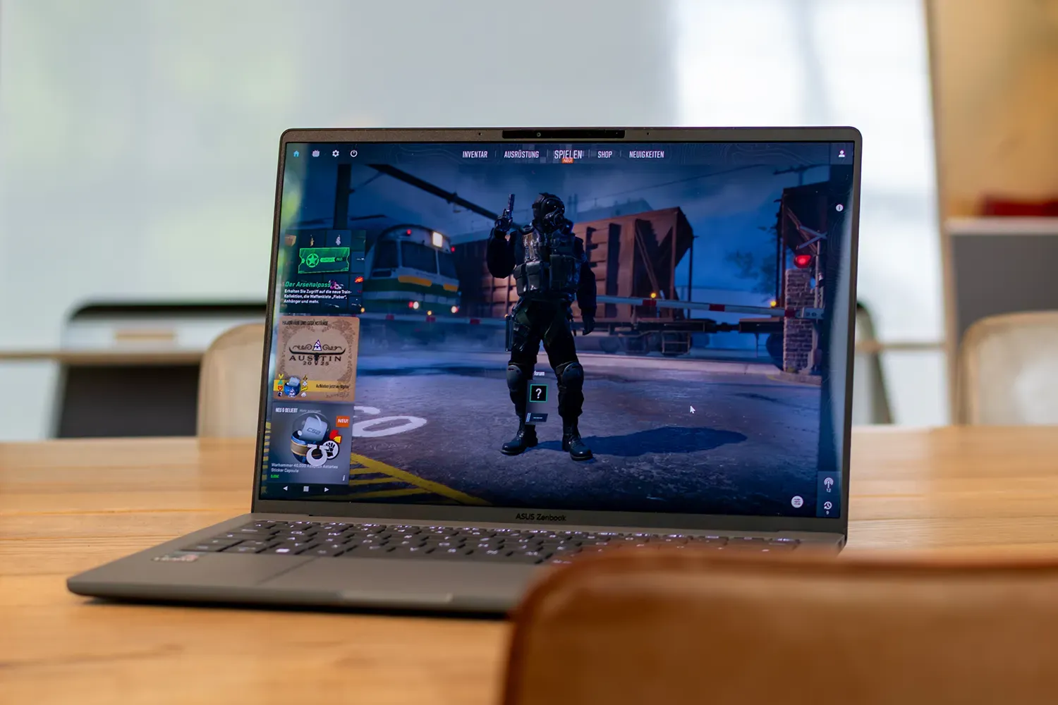 Startbildschirm von Counter STrike 2 auf dem Zenbook A14