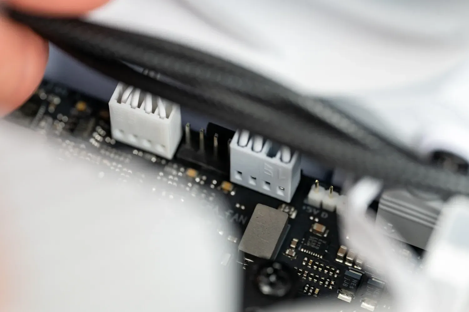 Anschlüsse AiO Mainboard