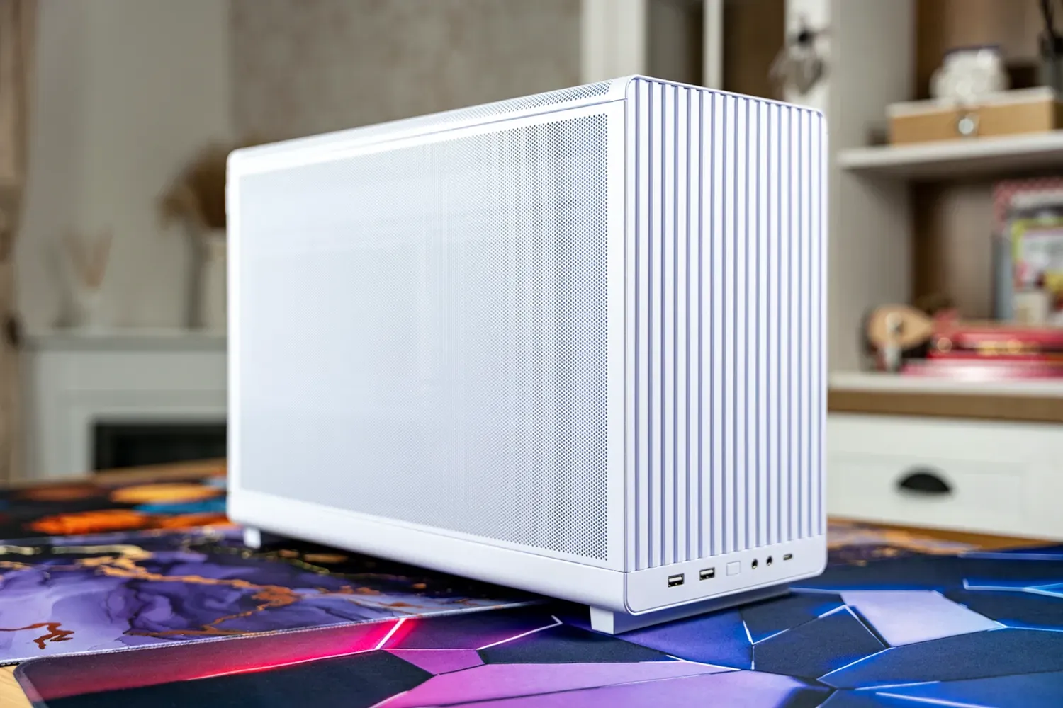 Lian Li DAN Cases A3-mATX White