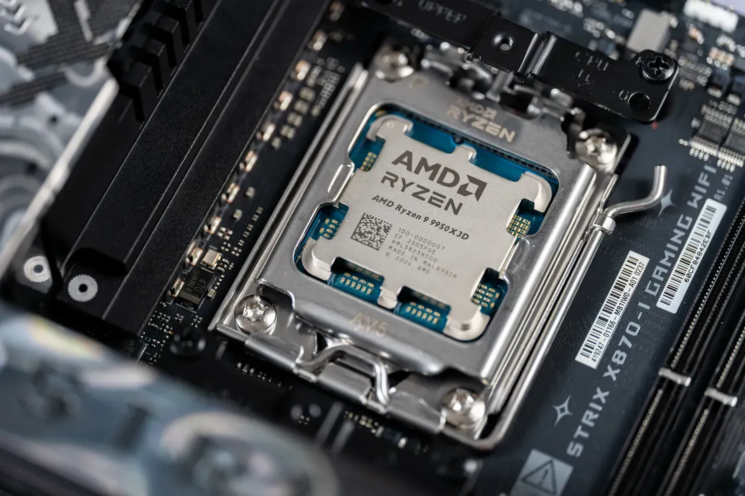 AMD Ryzen 9950X3D eingebaut